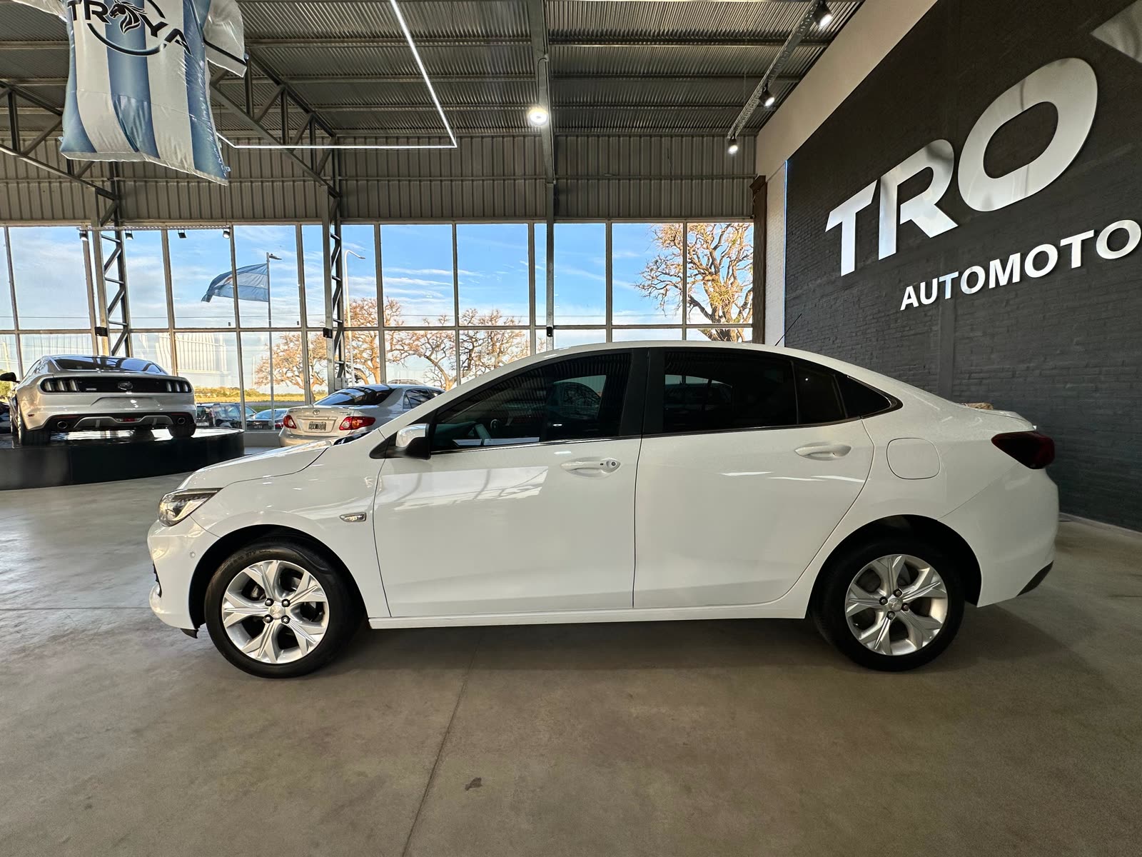 CHEVROLET ONIX PREMIER AUTOMATICO